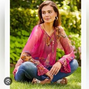 Johnny Was Mazzy peasant Floral Blouse ( slip ) Dralion